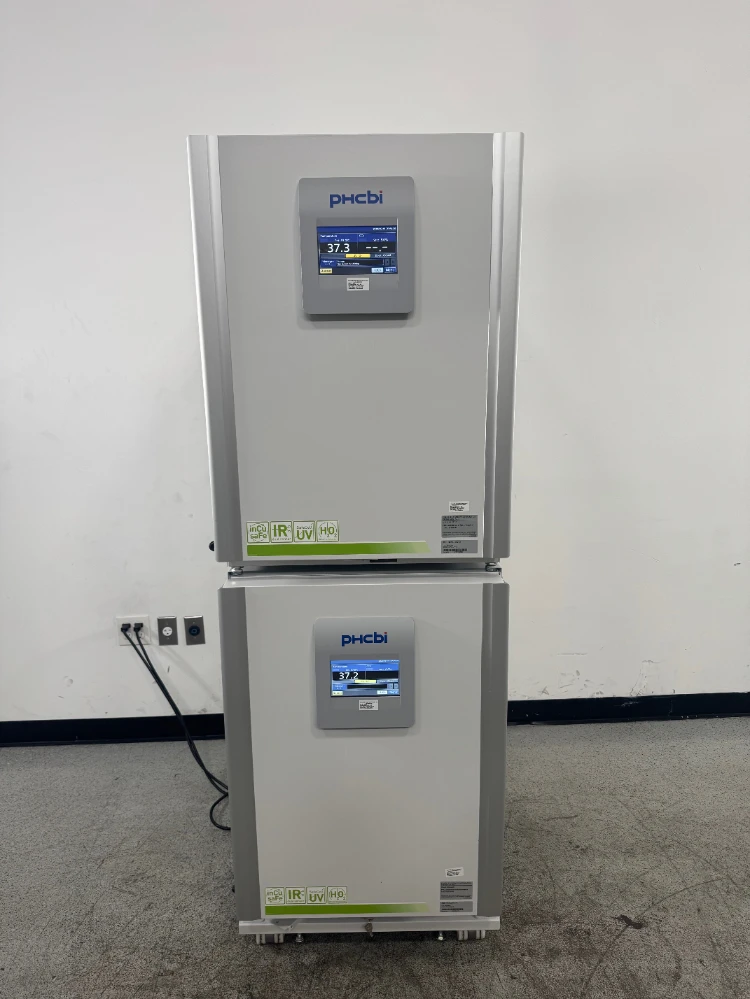 PHCBI Doublestack CO2 Incubator