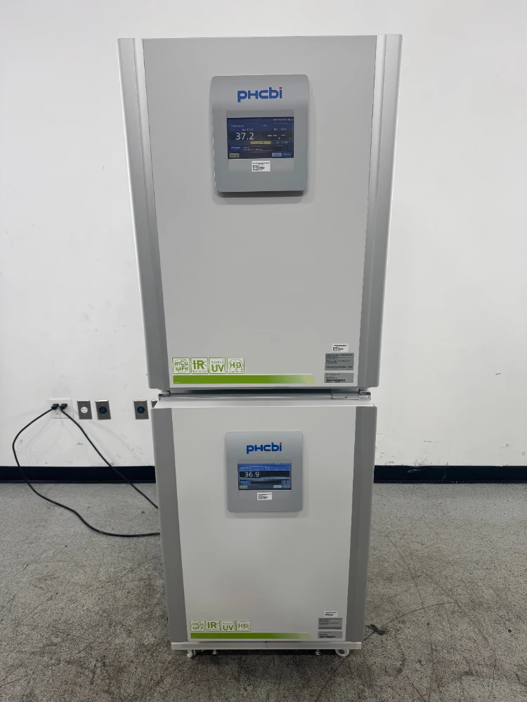 PHCBI Doublestack CO2 Incubator