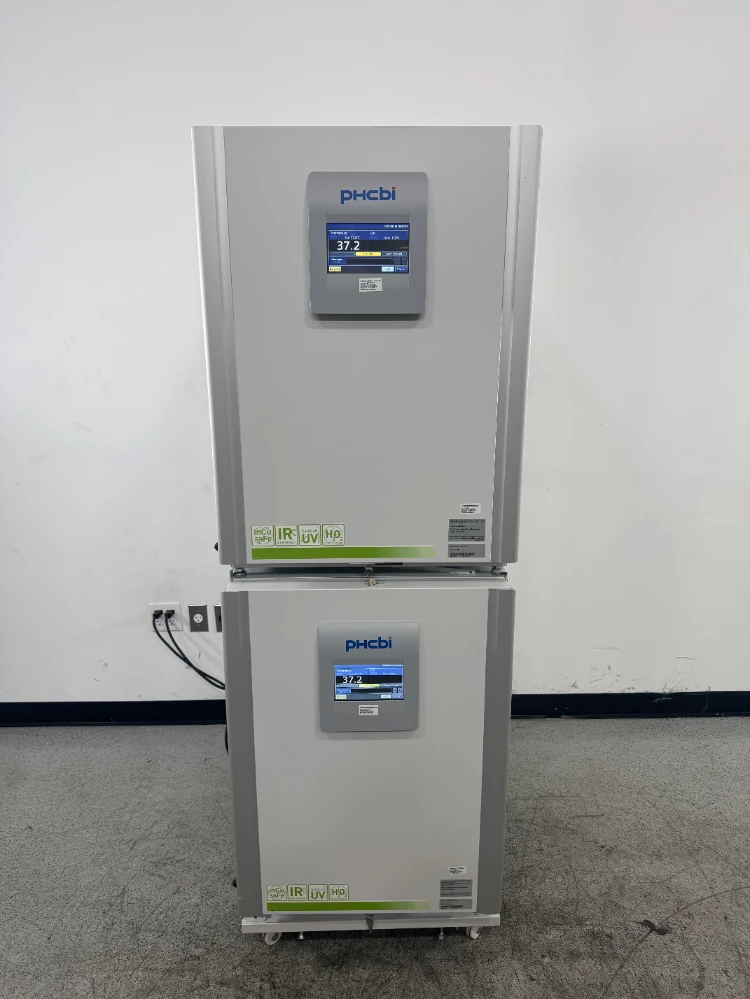 PHCBI Doublestack CO2 Incubator