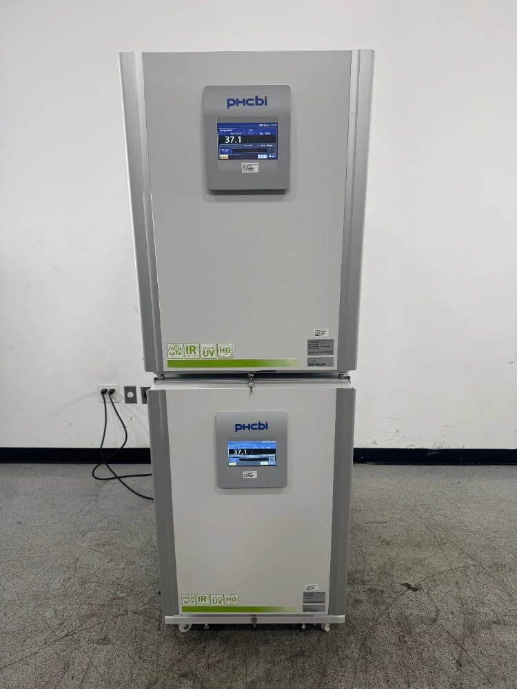 PHCBI Doublestack CO2 Incubator
