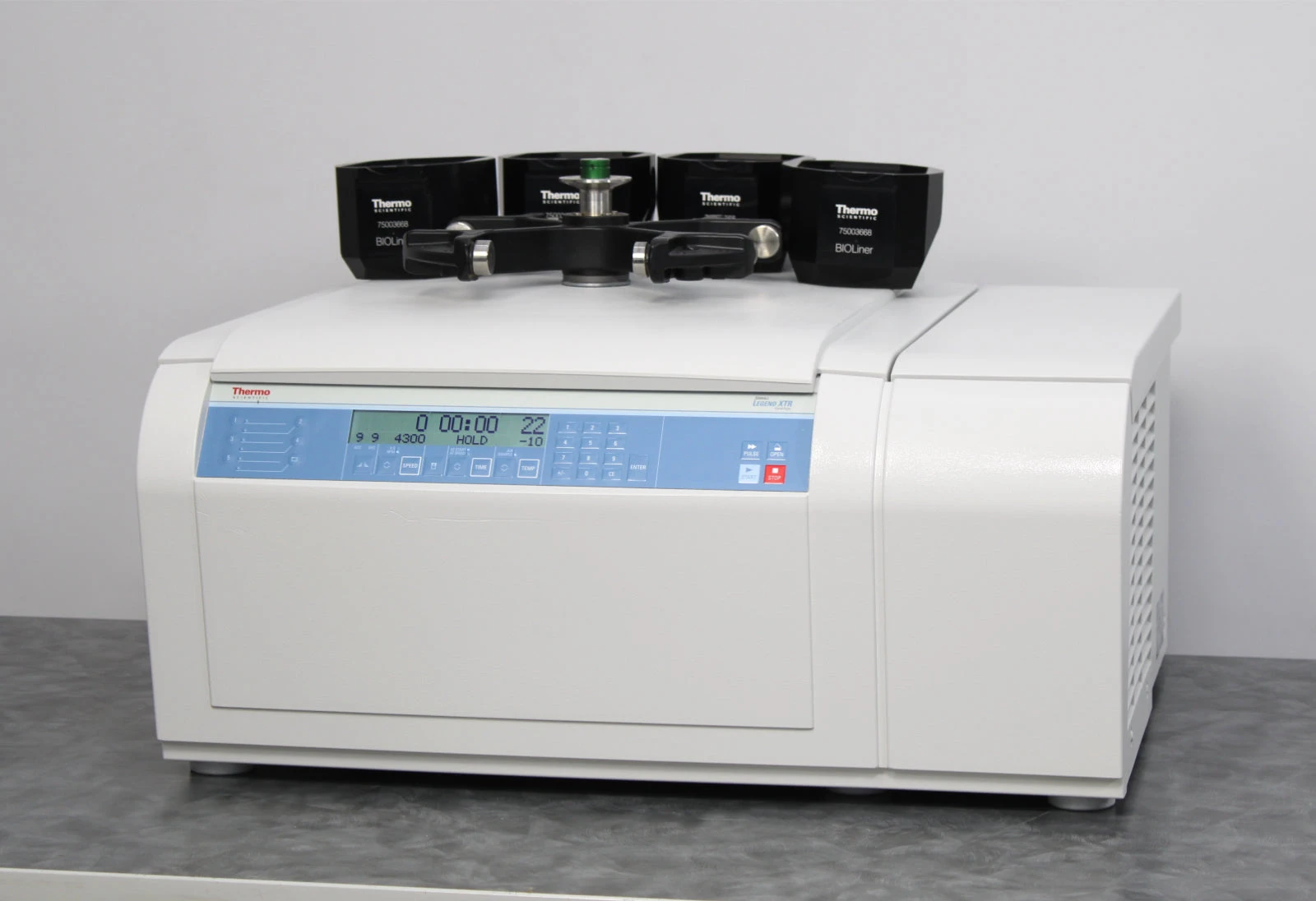 Thermo Scientific Sorvall Legend XTR Benchtop Centrifuge with BIOLiner Rotor