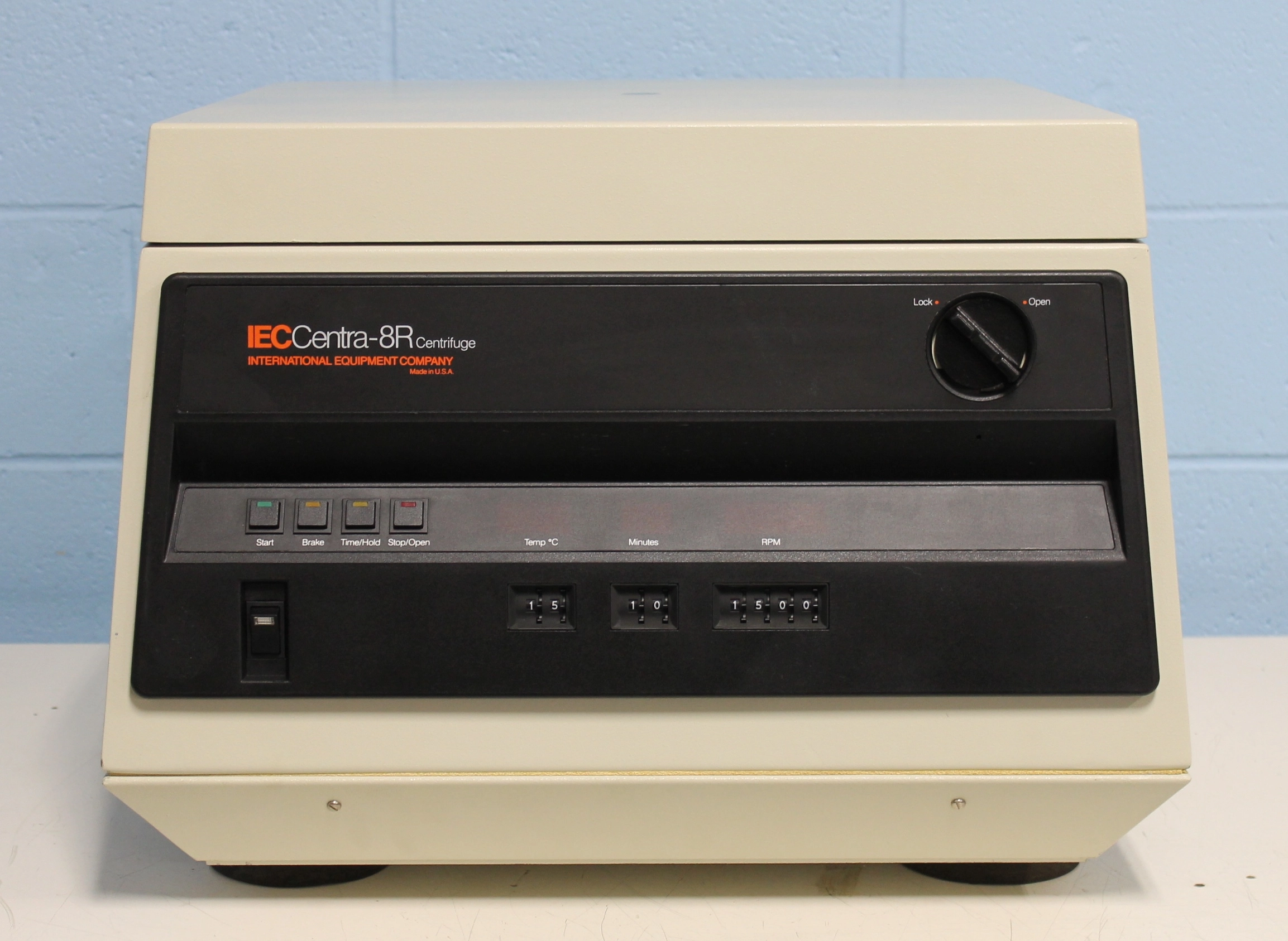 IEC Centra-8R Refrigerated Benchtop Centrifuge