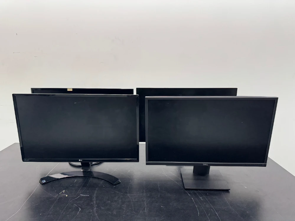 Computer Monitors - Quantity - 4