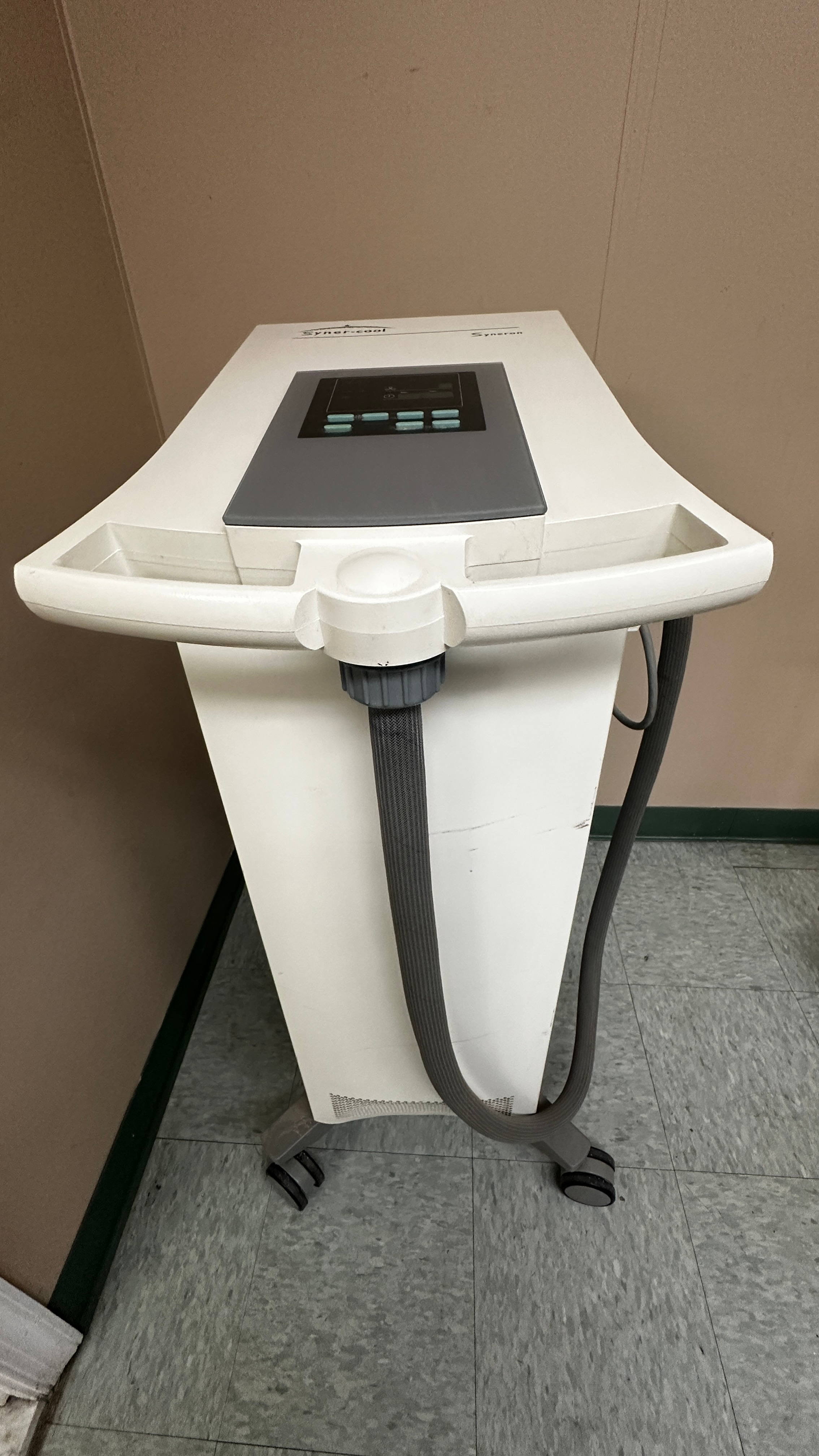 Syneron eMax Laser System with Syner-Cool