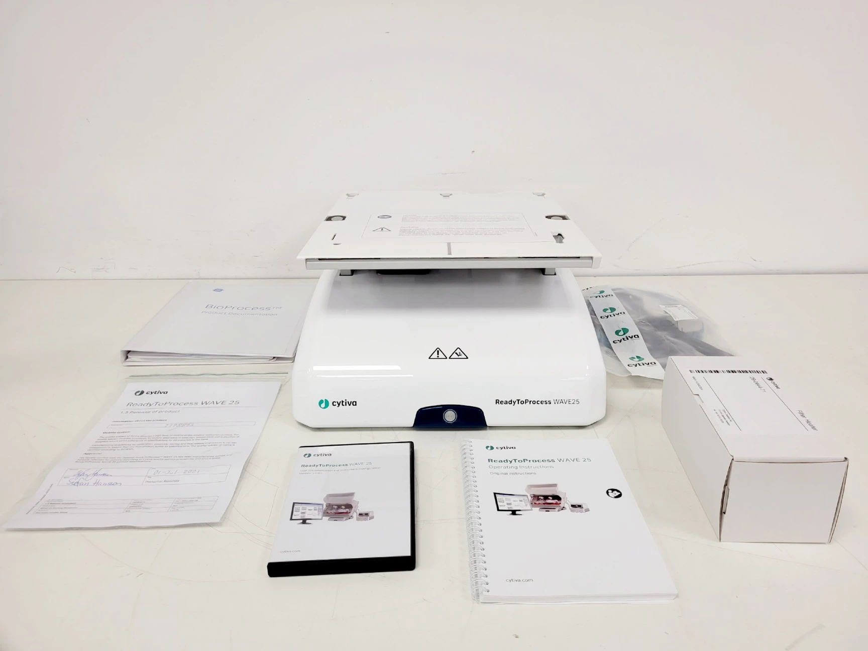 New Cytiva ReadyToProcess WAVE 25 Rocker Lab