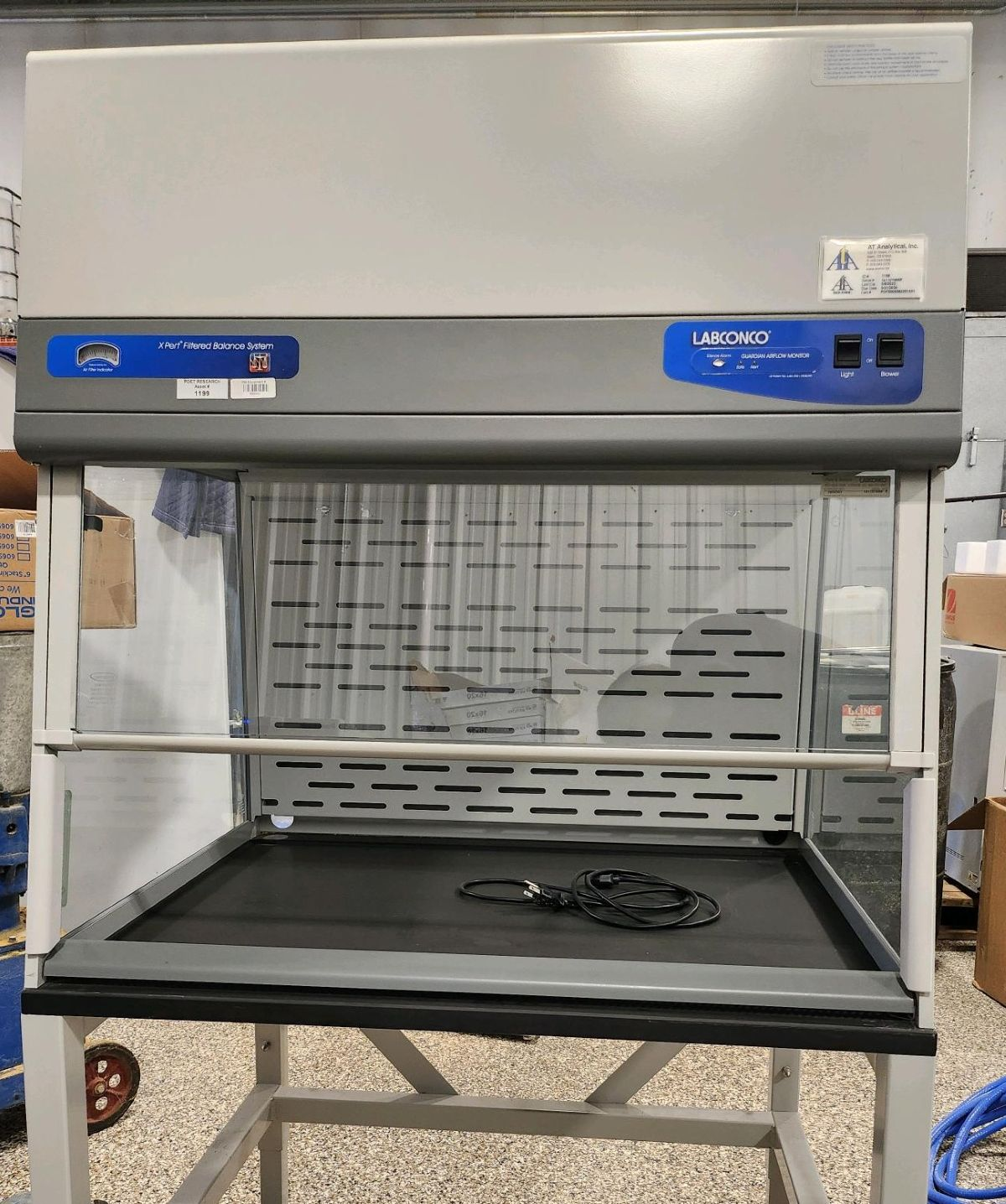 XPERT Filtered Balance System With Guardian Airflow Monitor. Manufactured by Labconco.