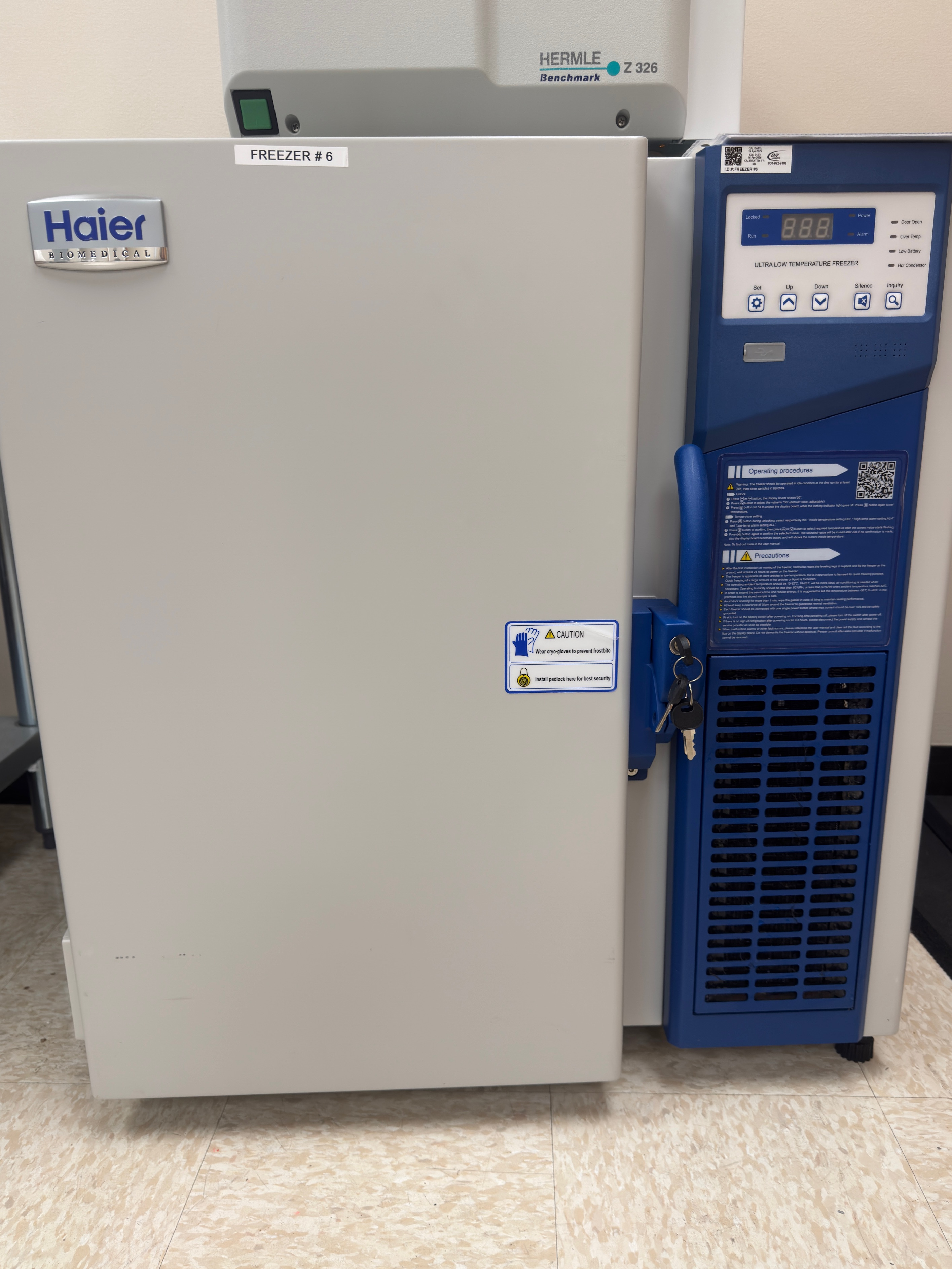 Haier Biomedical 3.5 Cu. Ft. Ultra Low -86c Benchtop/Undercounter Upright Freezer DW-86L100J (4 Racks) 