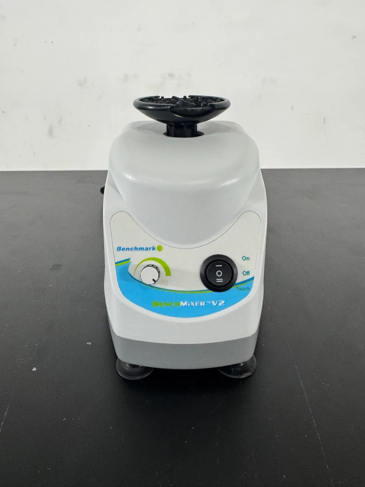 Benchmark Bench Mixer V2 Vortex Mixer