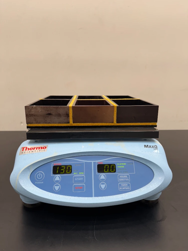 Thermo MaxQ 2000 Shaker