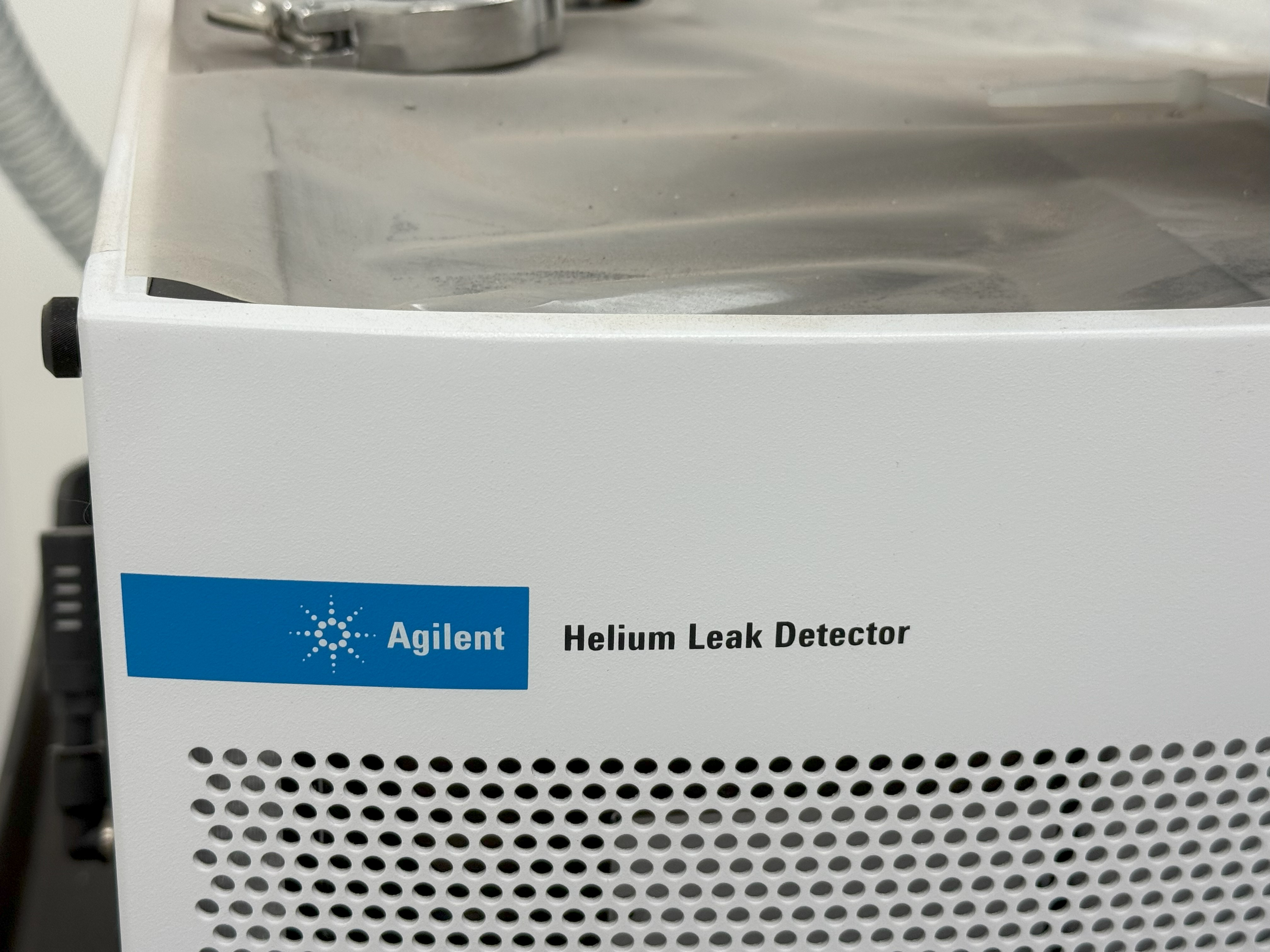 HLD PD03 Portable Dry Helium Leak Detector-Like New