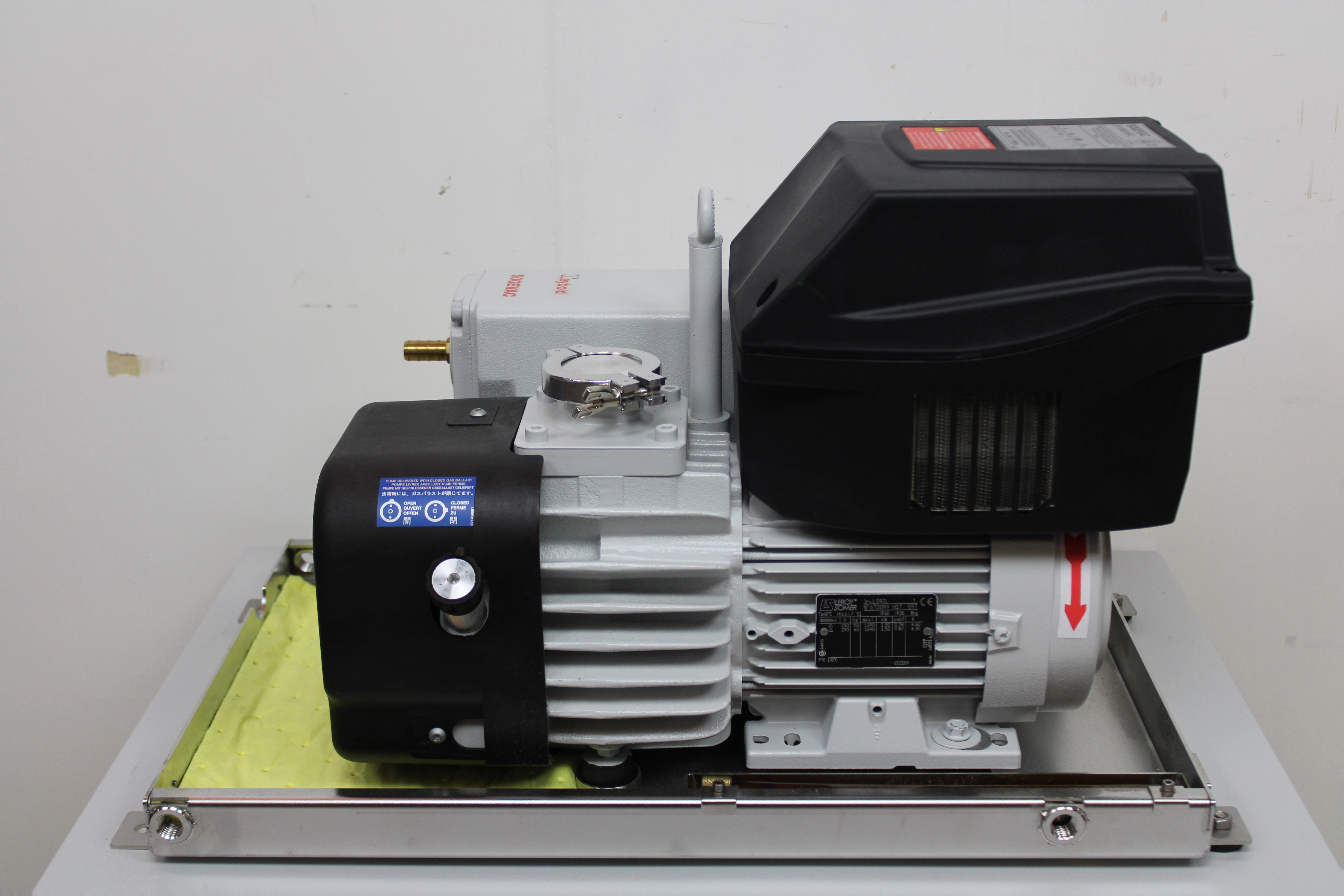 Leybold SV65BIFC Vacuum Pump Low Noise Compact Design Easy Maintenance - 2028266529