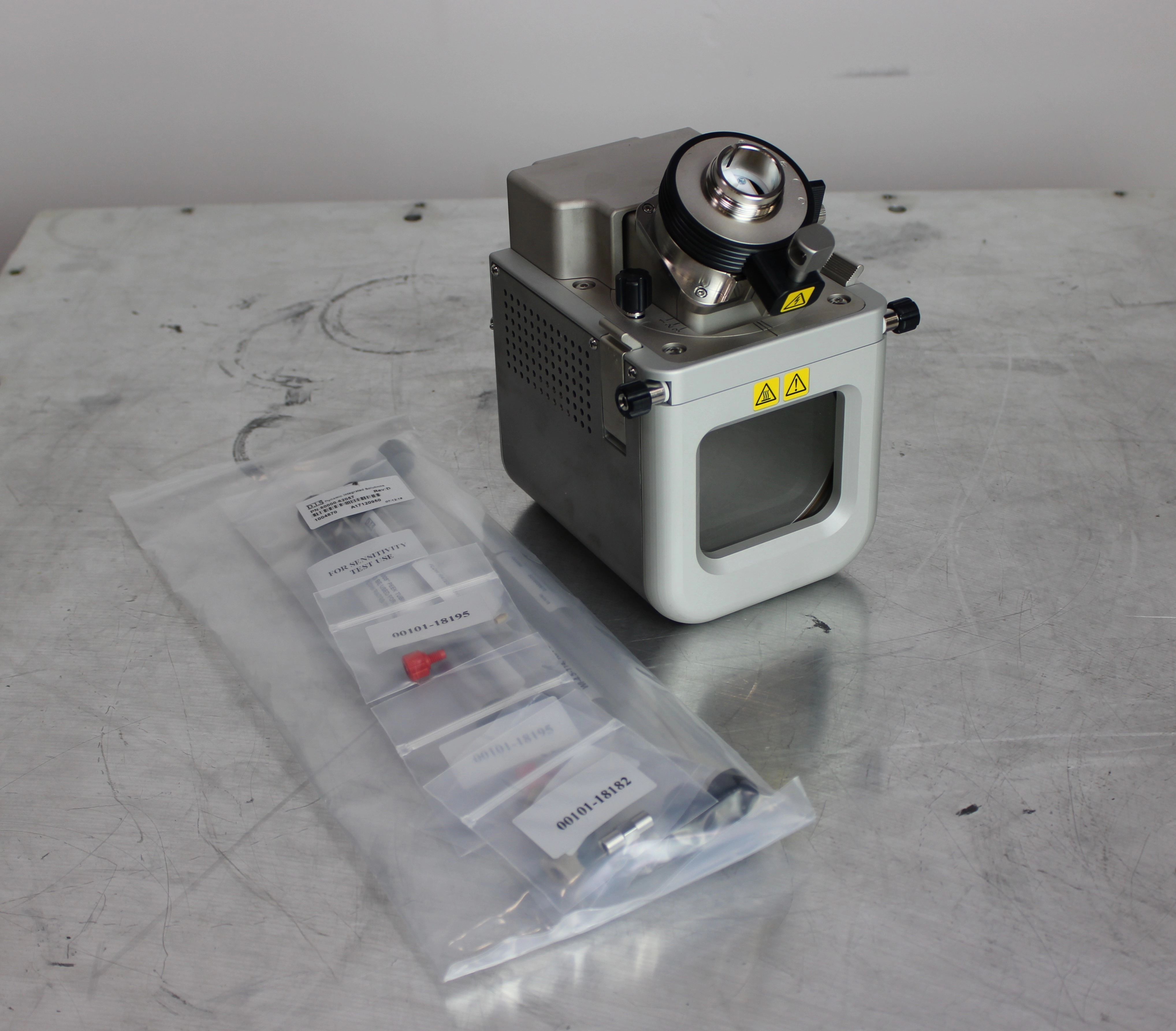 DIS Model 80111-60470 Mass Spectrometry Housing - Used for Laboratory Analysis - 7001553