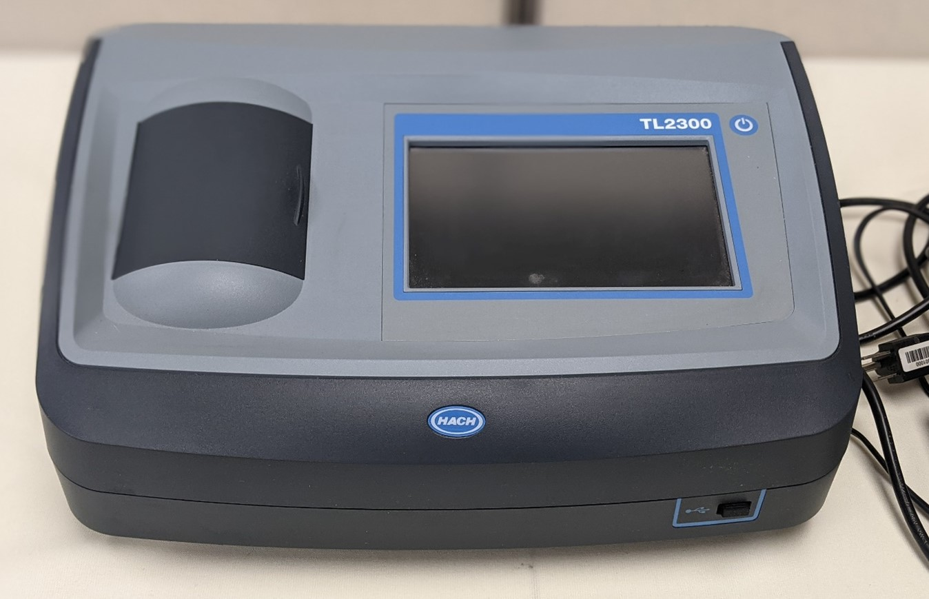 Hach Laboratory Turbidimeter Model TL2300, tungsten lamp turbidimeter. S/N 2018050C0189. 