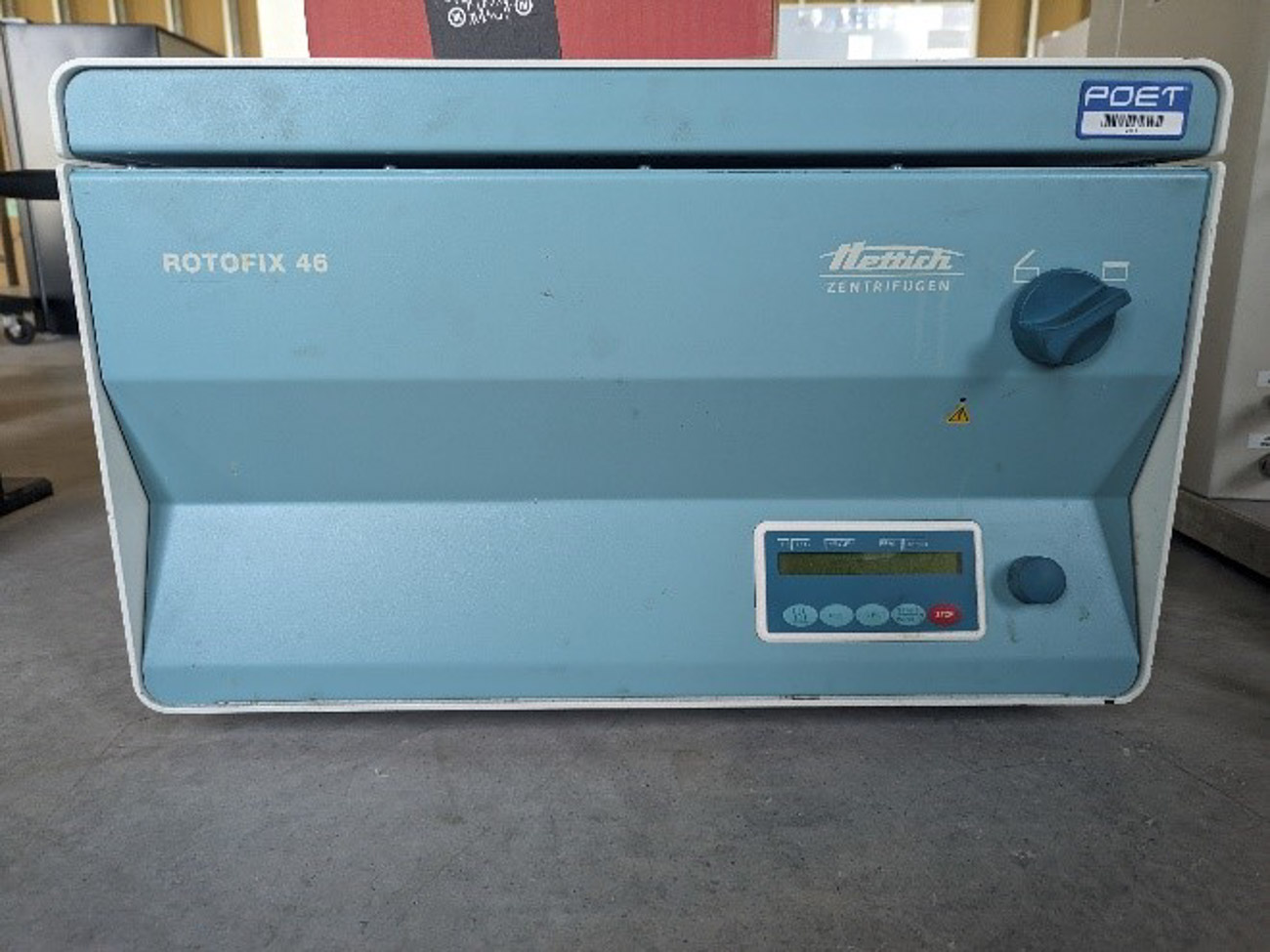 Rotofix 46 Benchtop Centrifuge. Manufactured by Hettich. Model # 4600-01. ( Asset # 1090 )