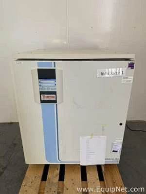 Lot 118 Listing# 957430 Thermo Scientific HERAcell 240i CO2 Incubator