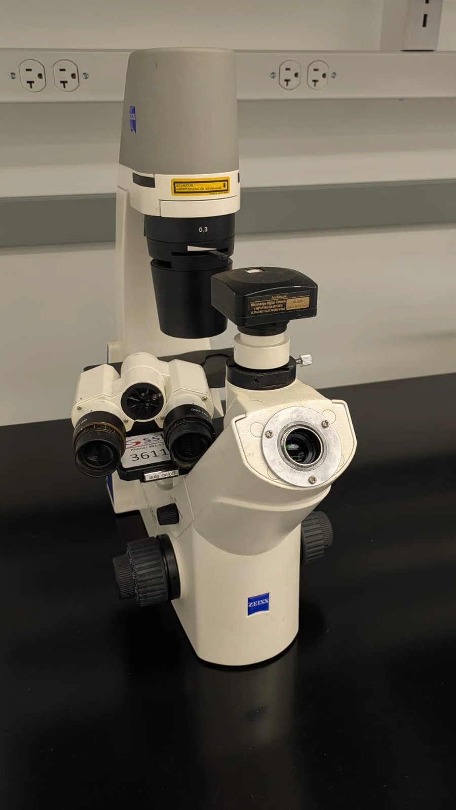 Zeiss PrimoVert Inverted Phase Contrast Microscope