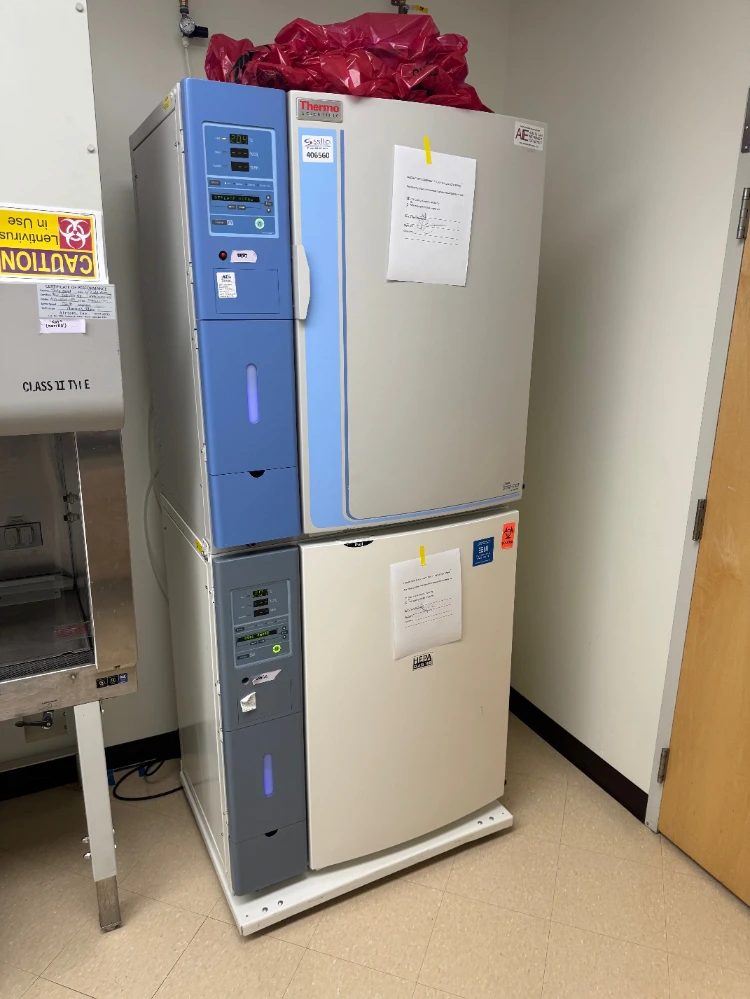 Thermo Steri-Cult Double Stack CO2 Incubator