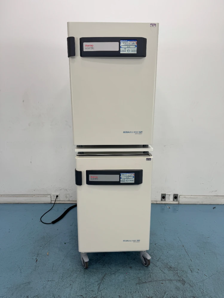 Thermo Scientific Heracell Vios 160i Doublestack CO2 Incubator