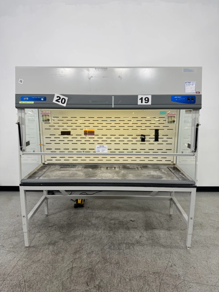 Labconco Purifier 6' Class Safety Enclosure