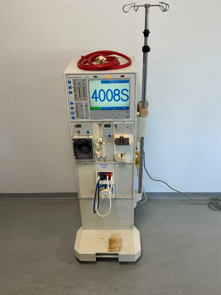 Fresenius Medical Care 4008 S Hemodialysis Machine