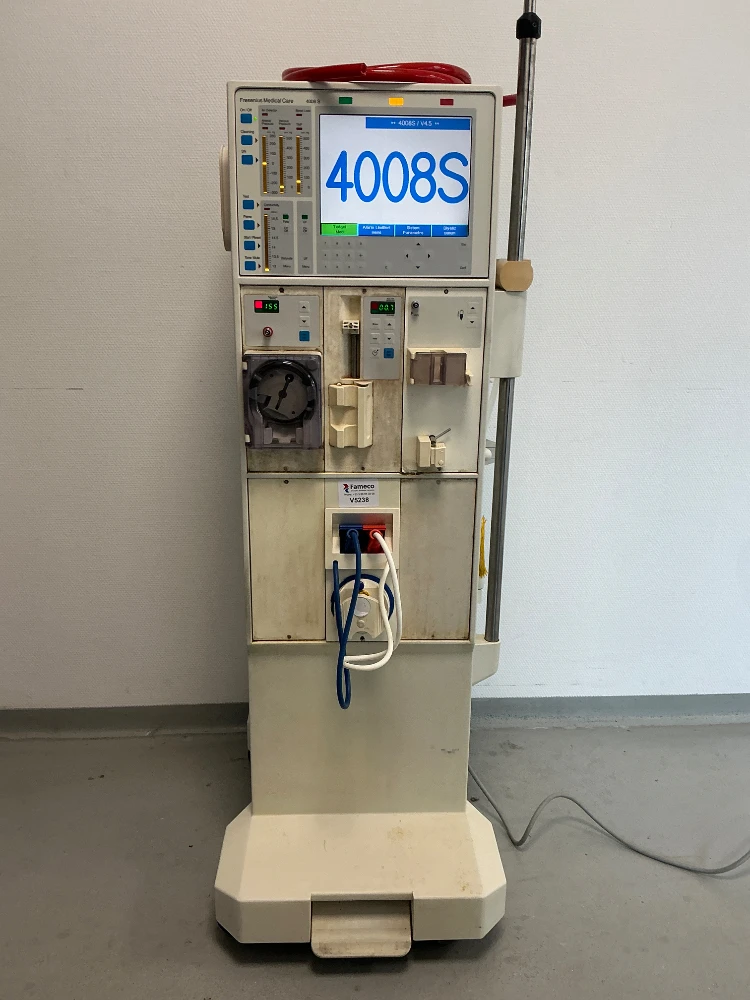 Fresenius Medical Care 4008 S Hemodialysis Machine