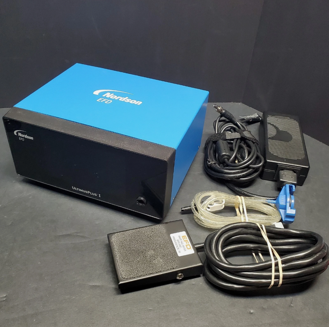 Nordson EFD Ultimus Plus I 7364361 UltimusPlus Fluid Dispenser Control Precision