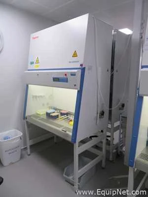 Lot 403 Listing# 879754 Thermo Scientific MSC Advantage 1.2 Biological Safety Cabinet