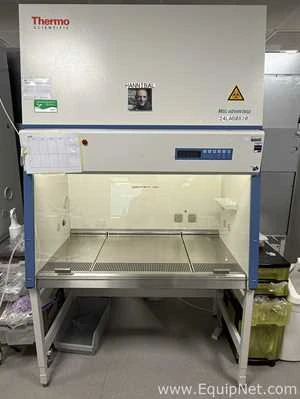 Lot 350 Listing# 871560 Thermo Scientific MSC-Advantage MSC 1.2 Biological Safety Cabinet