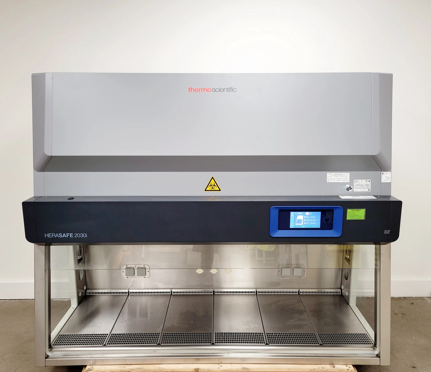 Thermo Scientific Herasafe 2030i 1.8 Class 2 Microbiological Safety Cabinet