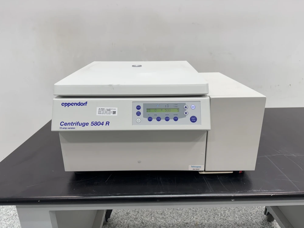 Eppendorf 5804R Refrigerated Centrifuge