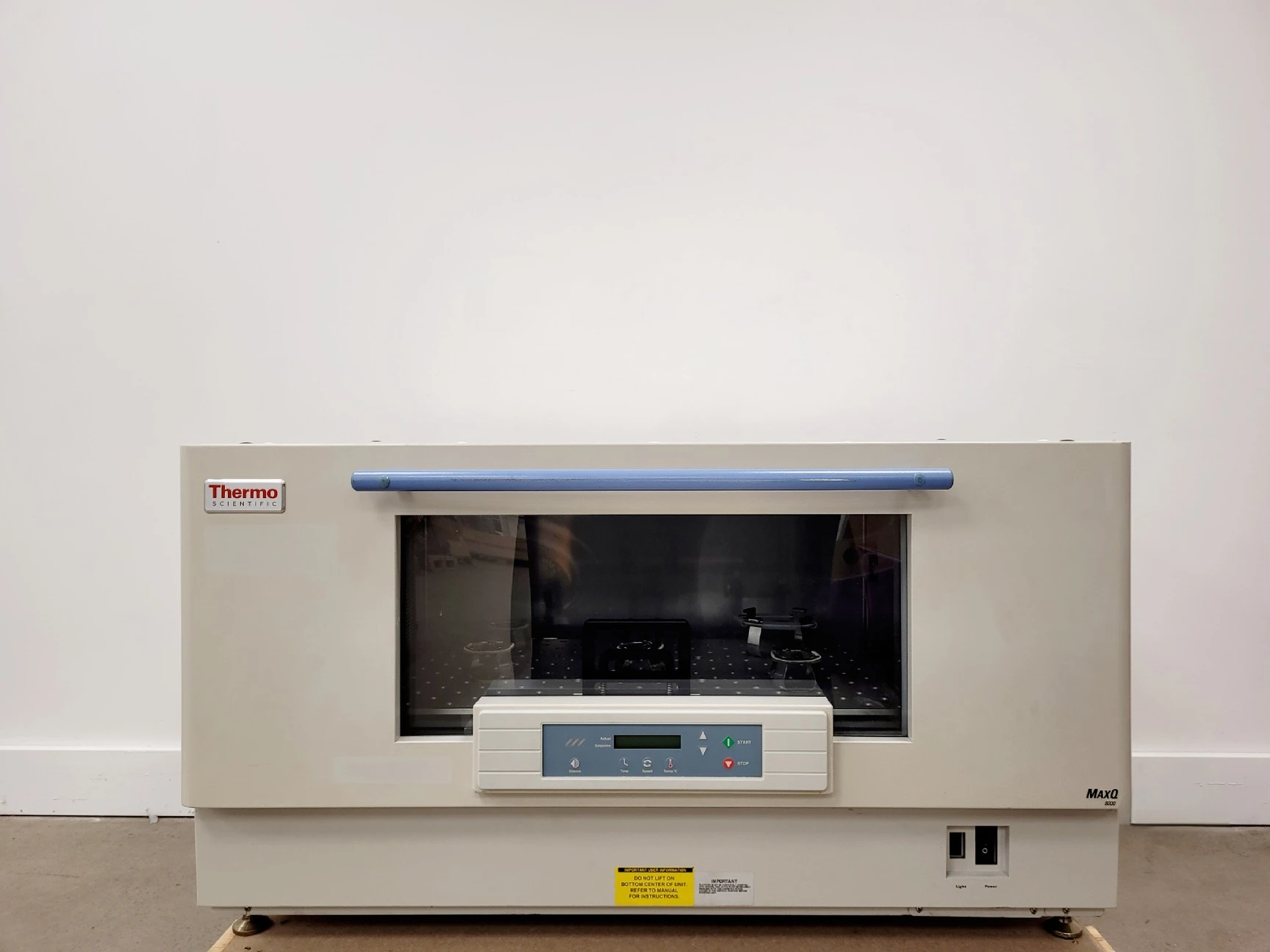 Thermo Scientific MAXQ 8000 SHKE8000-1CE Incubated Stackable Shaker Lab