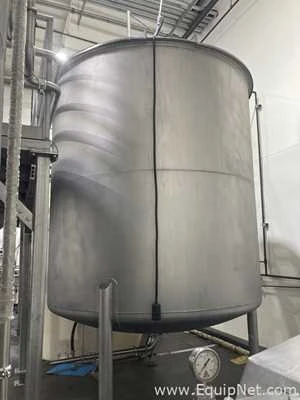 Approximately 3200 Gallon Stainless Steel Mixing Tank