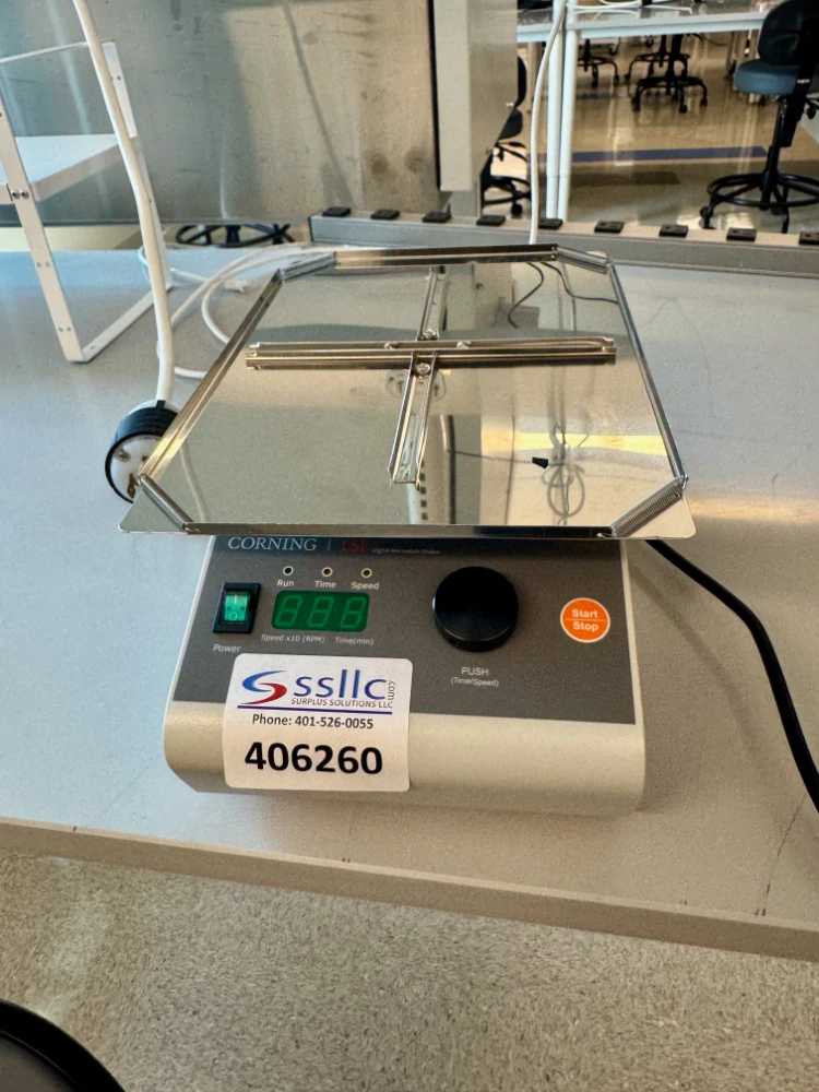 Corning LSE Digital Microplate Shaker