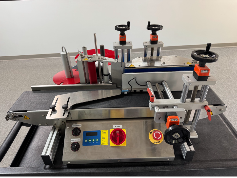 Tabletop Round Bottle Labeler – NLR-1000 | Precision Labeling for Bottles & Vials