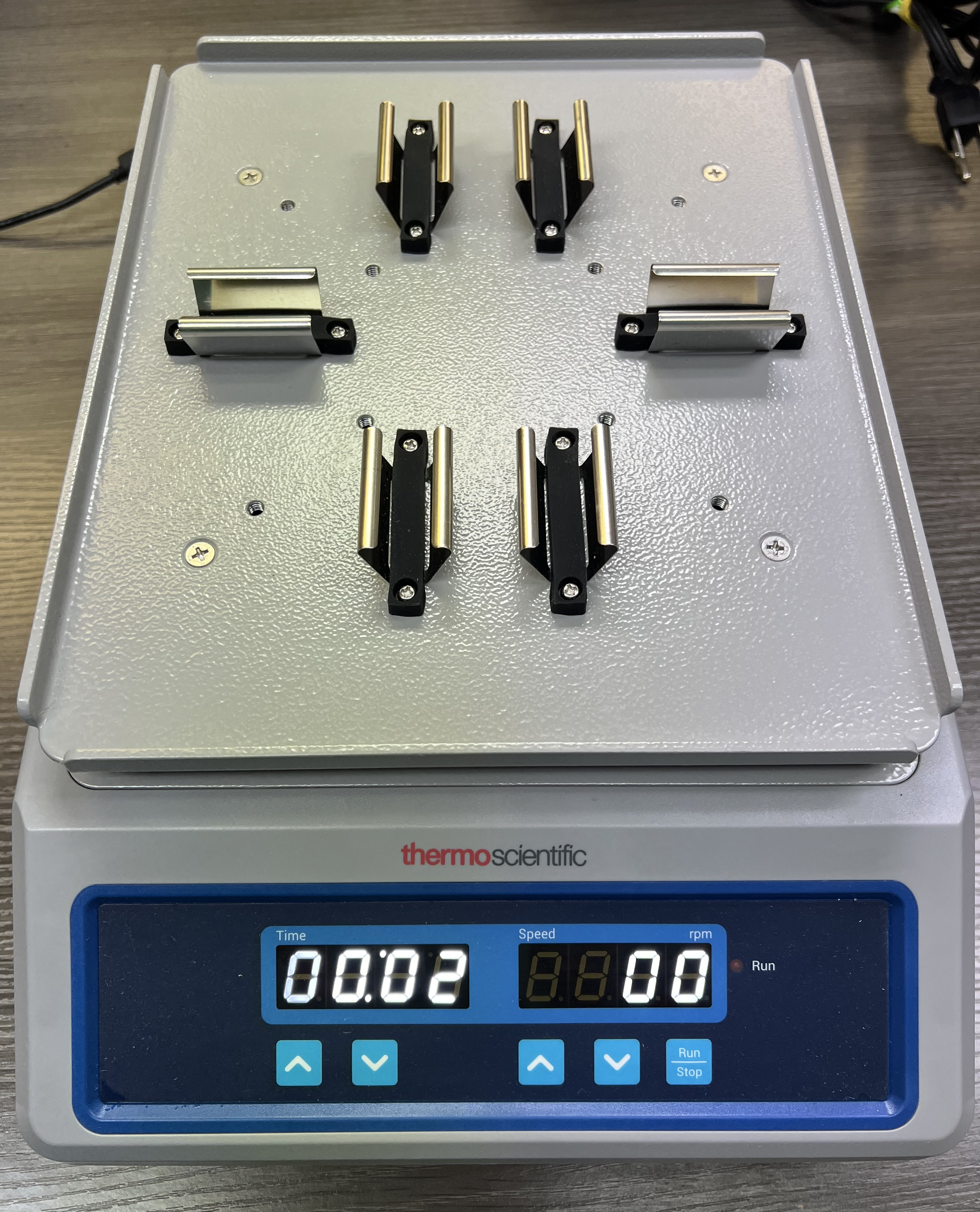 Digital Microplate Shaker – Model 88882005 | Benchtop Lab Plate Mixer