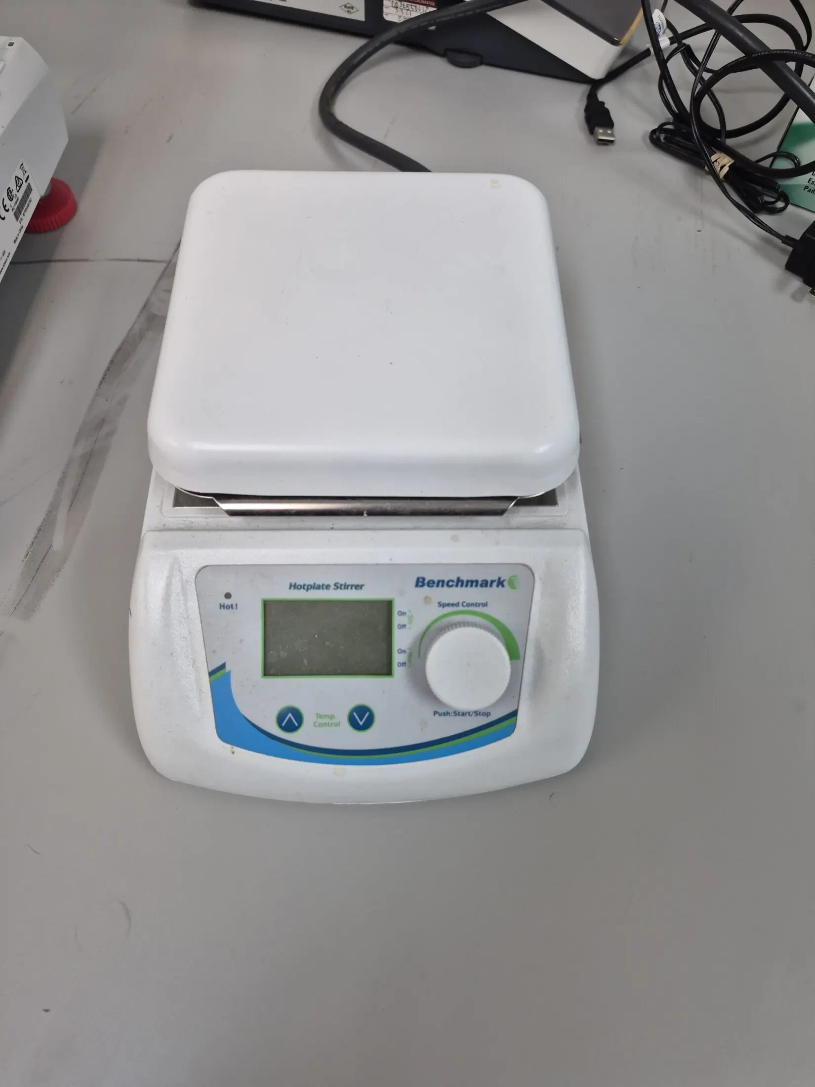 Benchmark Hotplate Stirrer