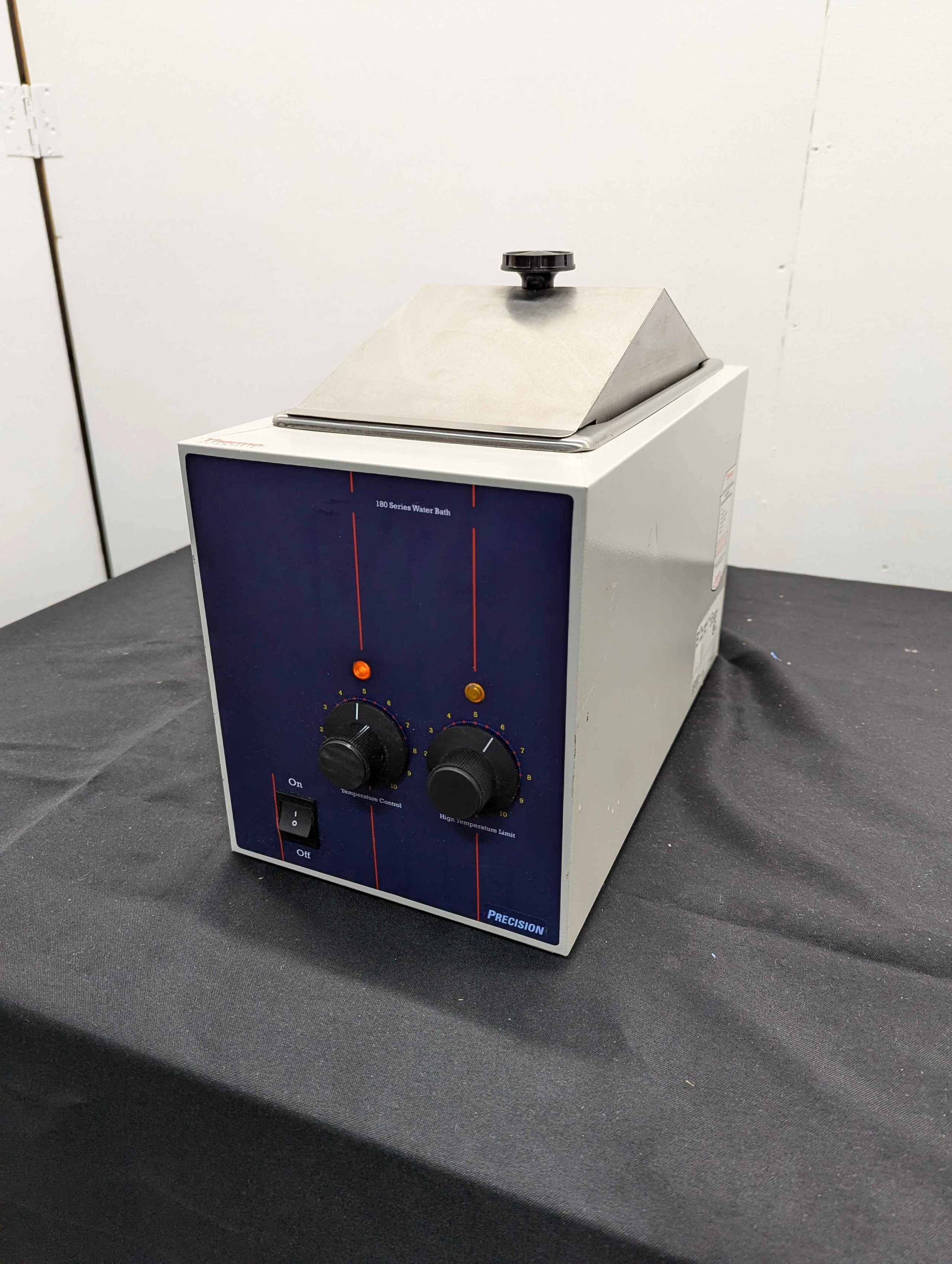 Thermo Scientific   180 Precision Series Water Bath.  Tested.