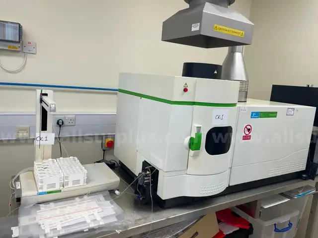Perkin Elmer Optima 8000 ICP-OES