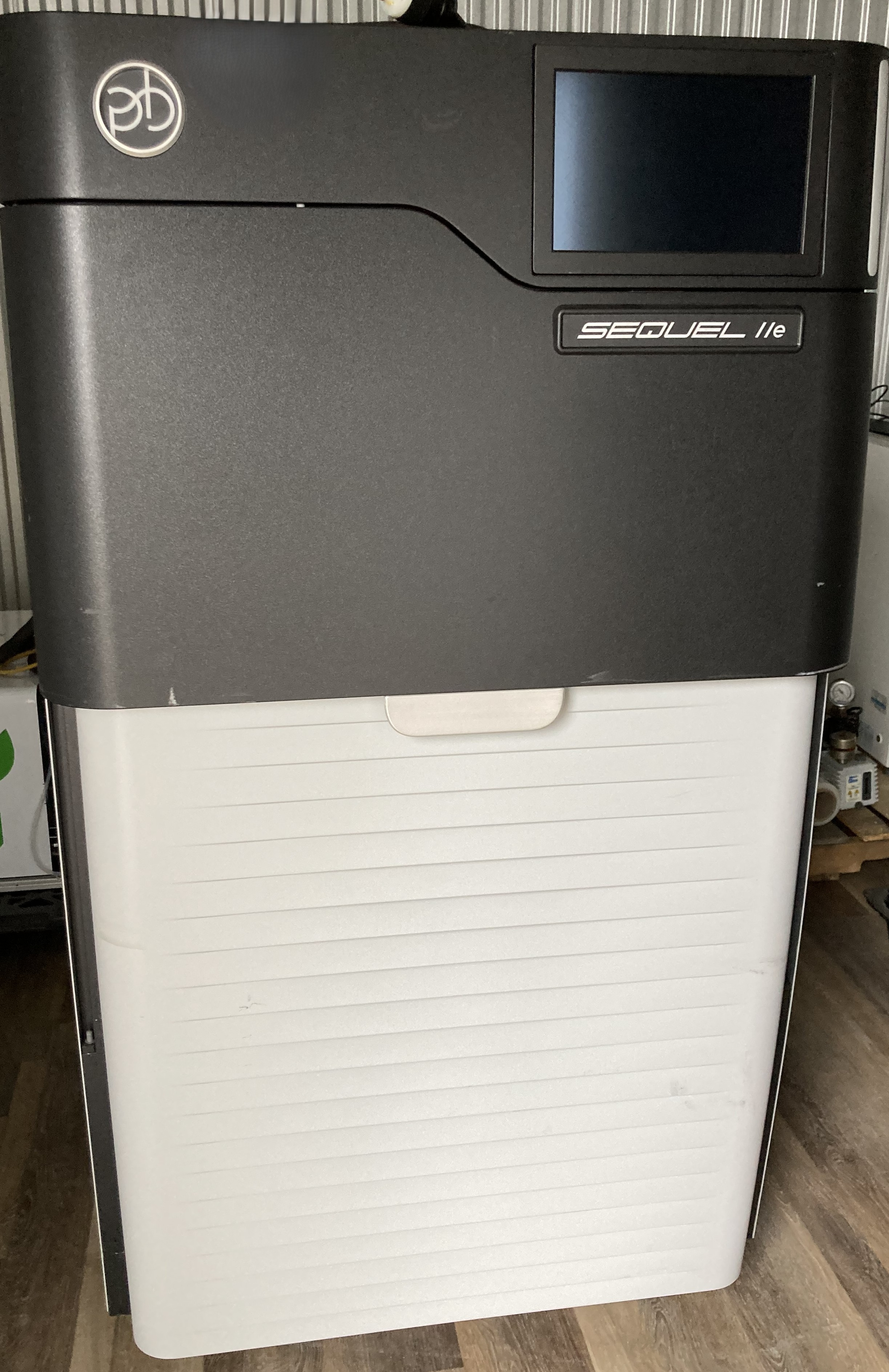 PACBIO Sequel IIe Sequencing System Part# 101-986-400  (DOM 2021)