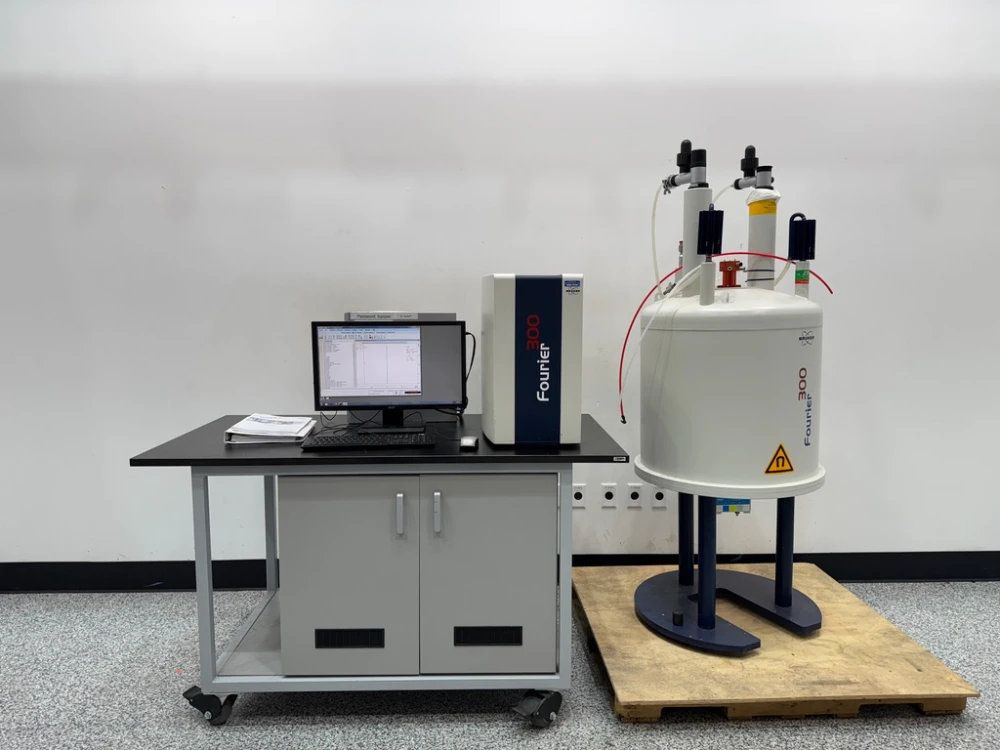 Bruker Fourier 300 Nuclear Magnetic Resonance Spectrometer