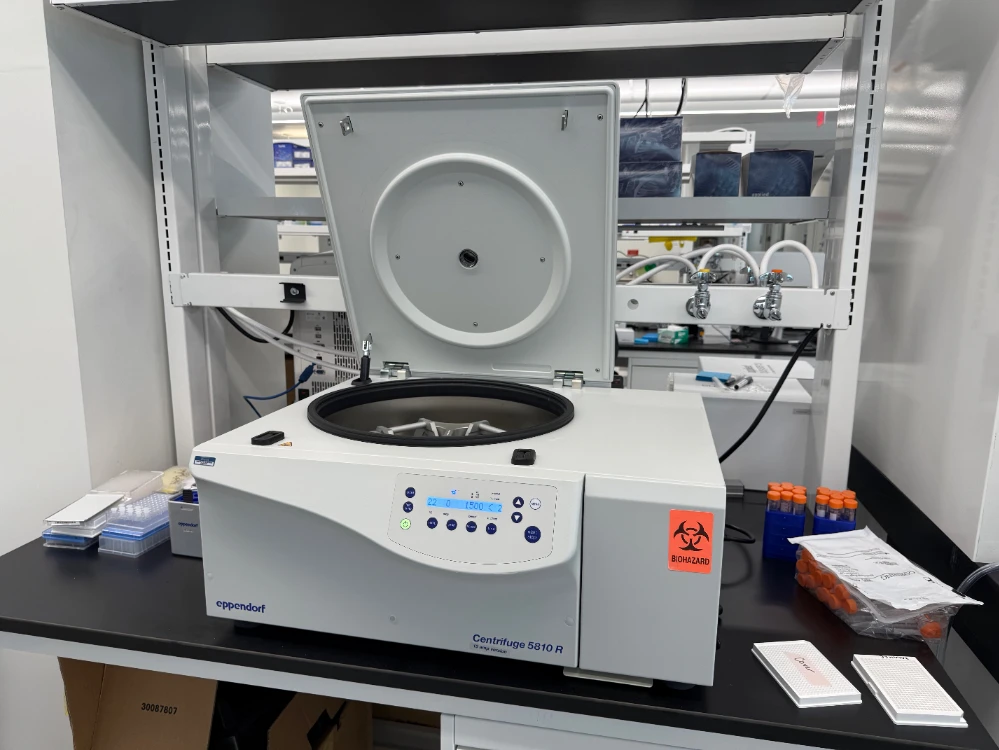 Eppendorf Centrifuge 5810 R