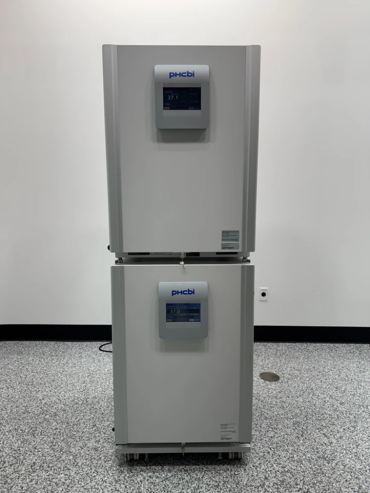 PHCBI Doublestack CO2 Incubator