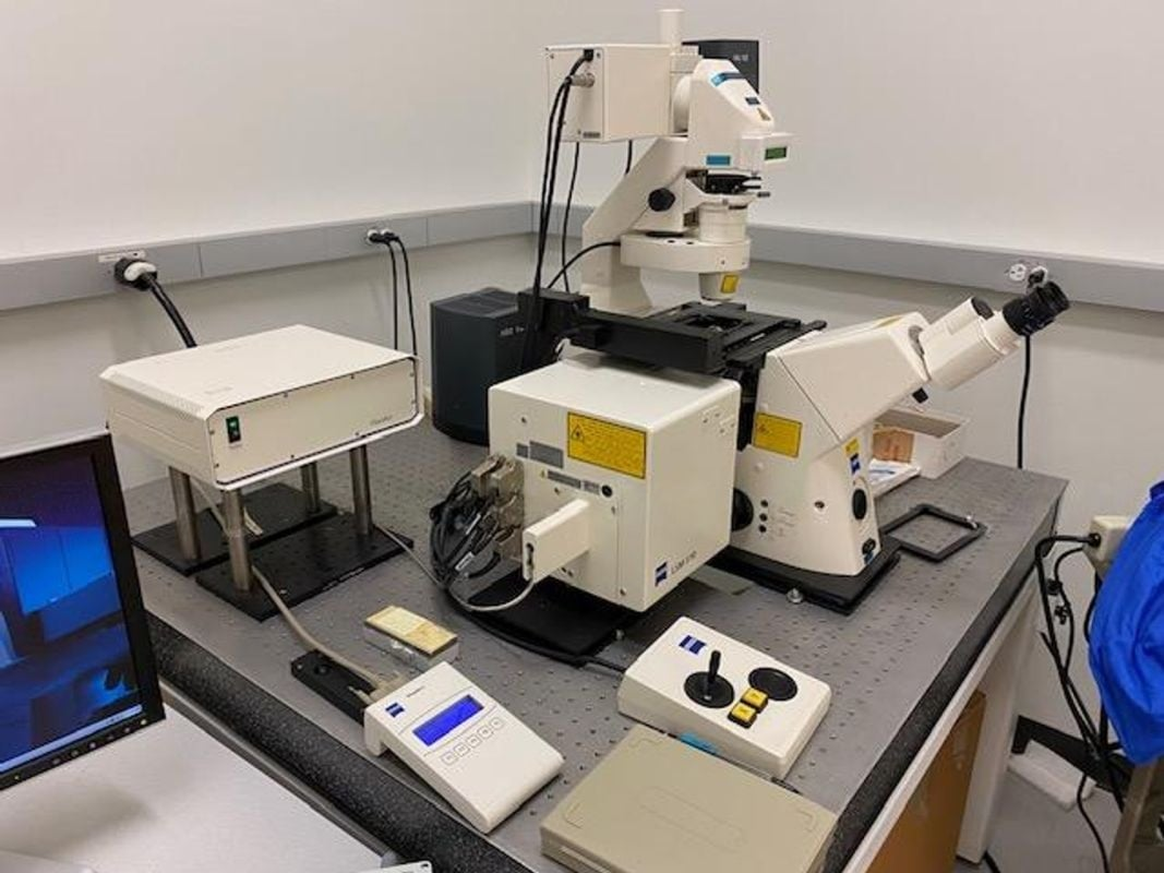 Zeiss LSM 510 Confocal Microscope System w/ Hamamatsu C4742-98 & Software