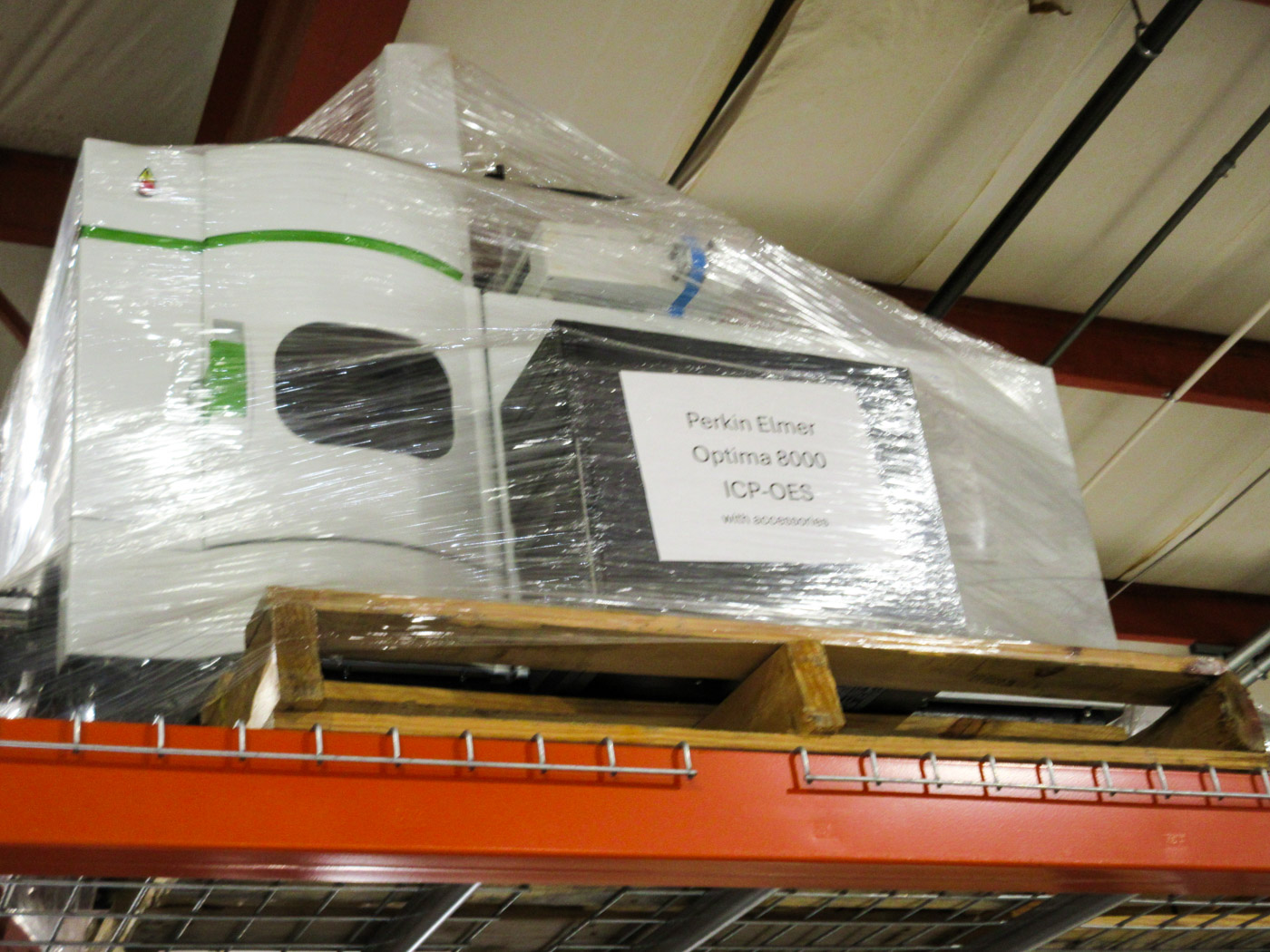 Perkin Elmer Optima 8000 ICP-OES spectrometer with accessories. ( Asset # V2217 )