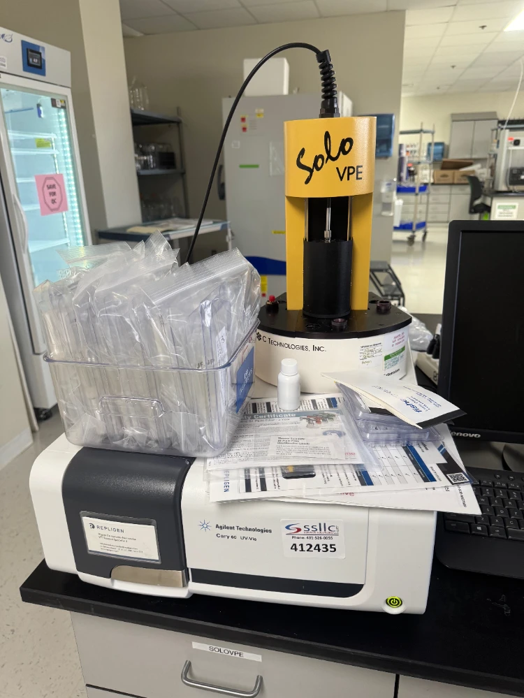Agilent Cary 60 UV-Vis Spectrophotometer w/ Solo VPE