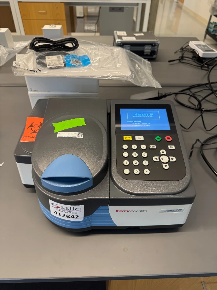 Thermo Genesys 30 UV/Vis Spectrophotometer