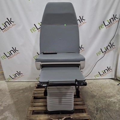 Midmark 405 Hi-Low Power Exam Table