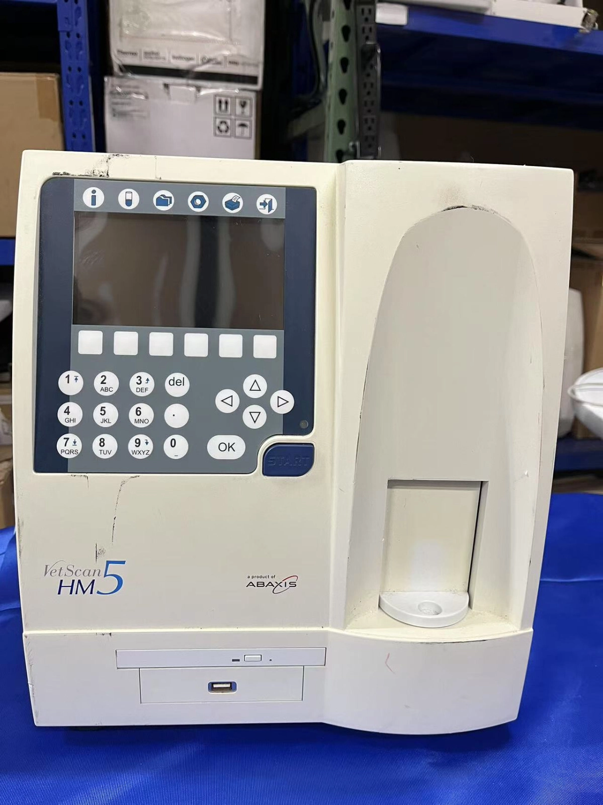 Abaxis Vetscan HM5 Hematology Analyzer