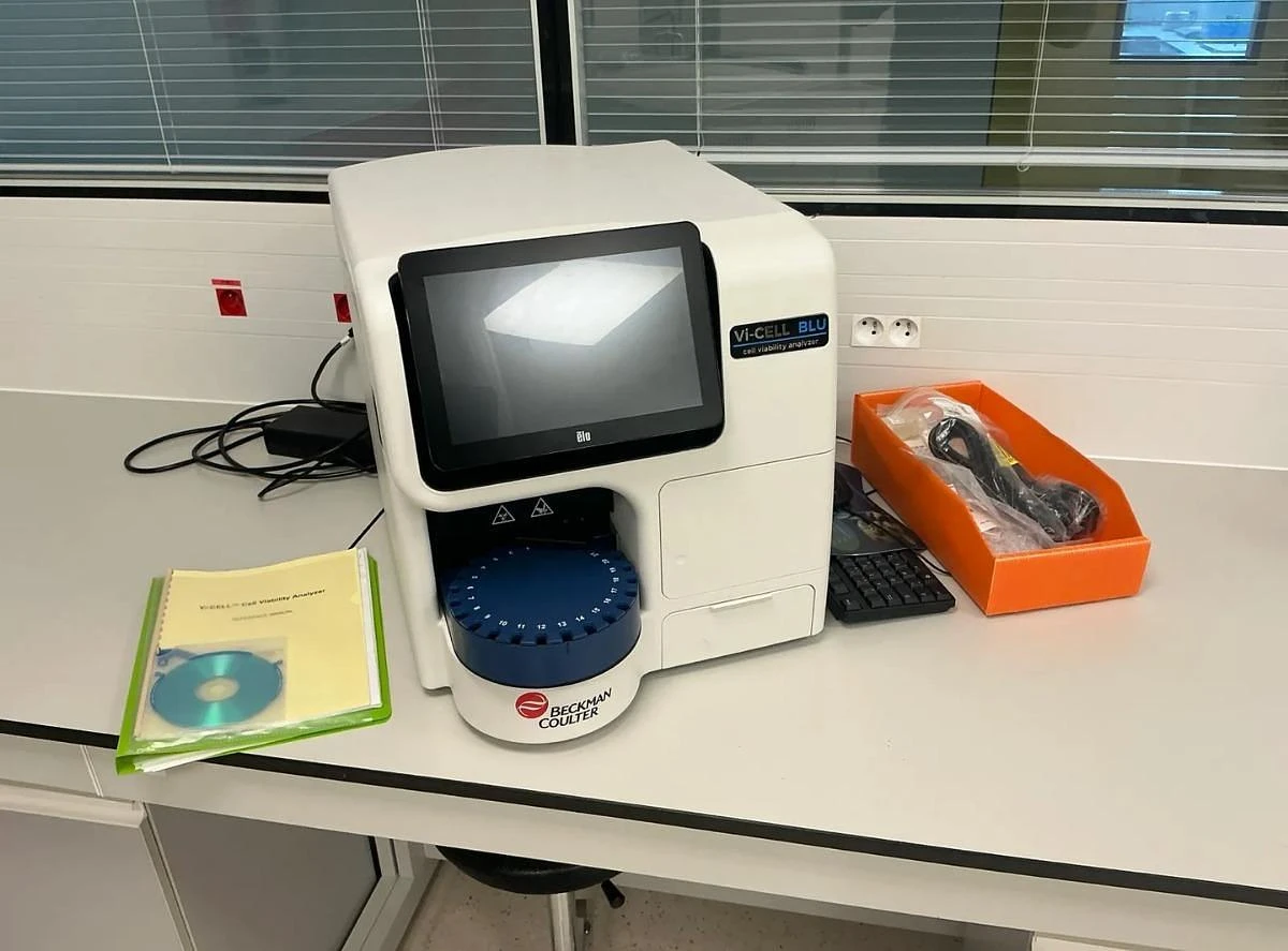2022 Beckman Coulter Vi-CELL BLU Cell Viability Analyzer