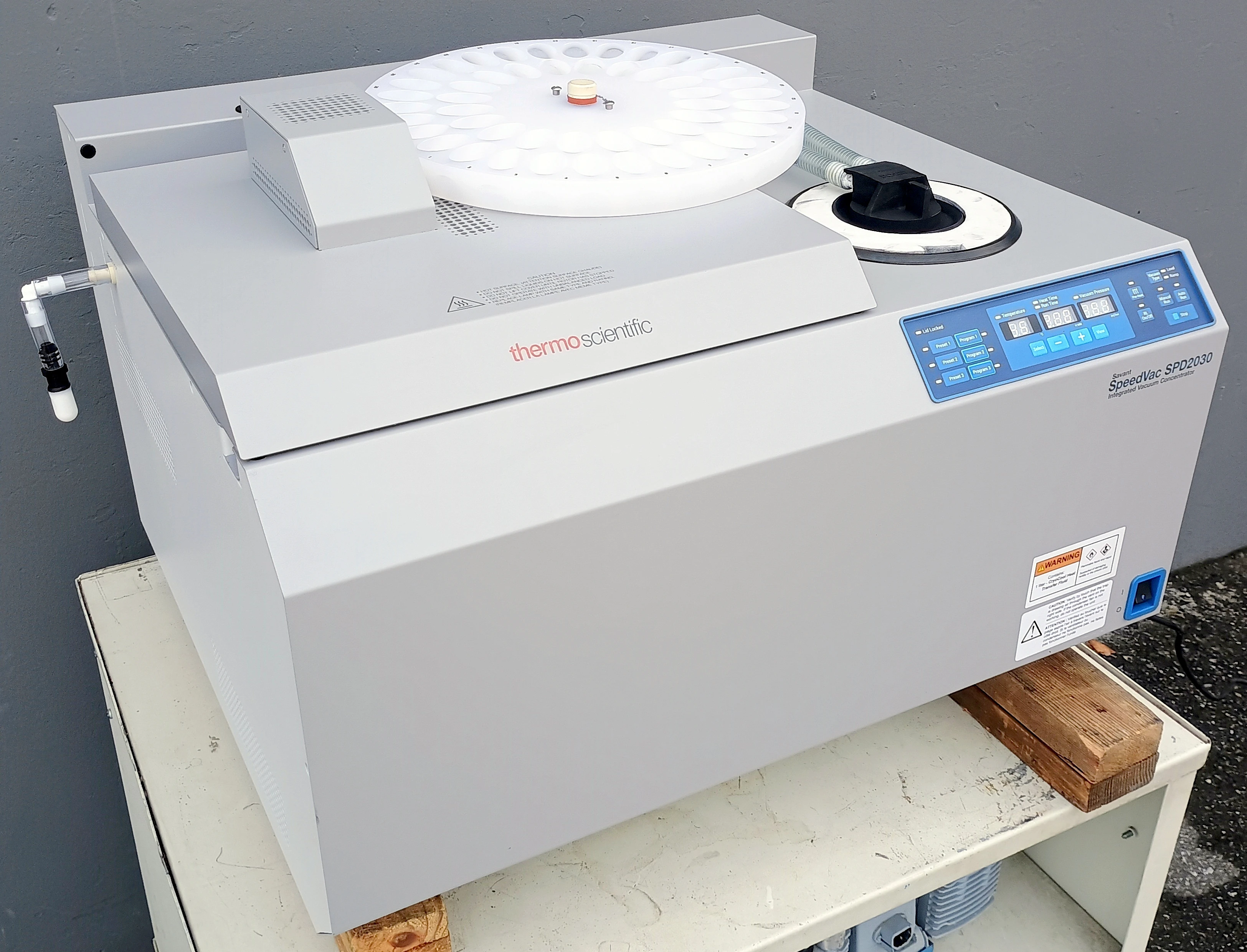 Thermo Savant SPD2030 Integrated SpeedVac Concentrator System